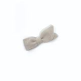Petal Bow, Oyster