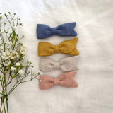 Petal Bow, Oyster