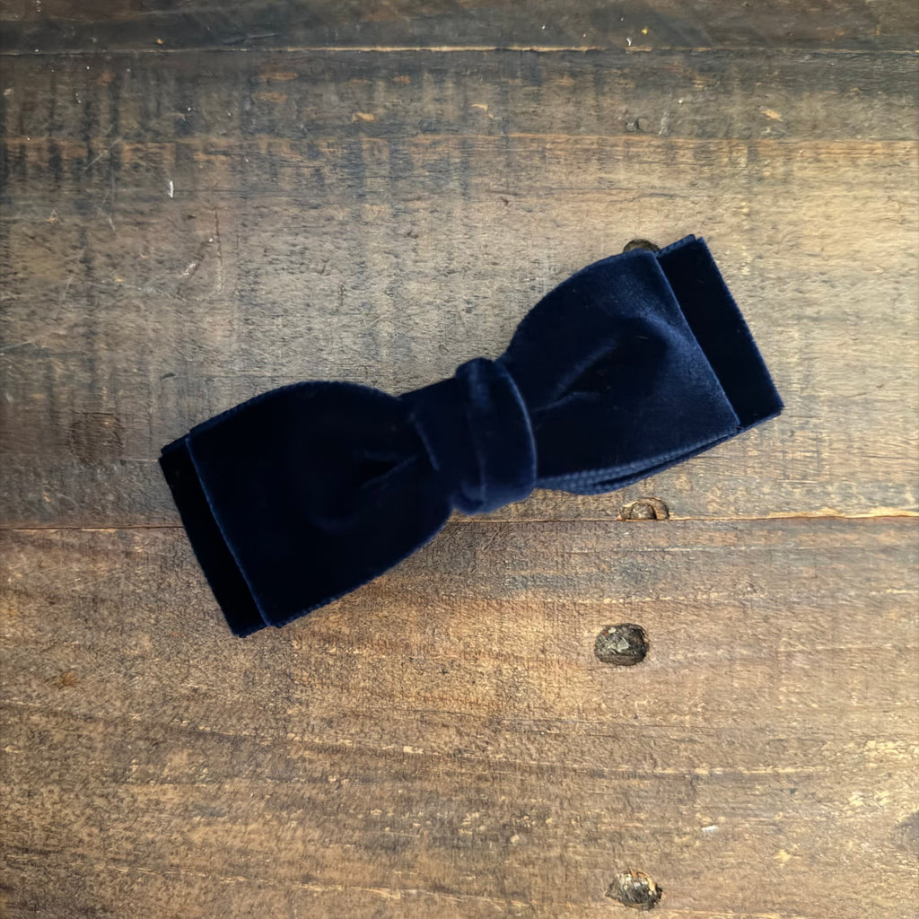 Double Velvet Bow, Navy