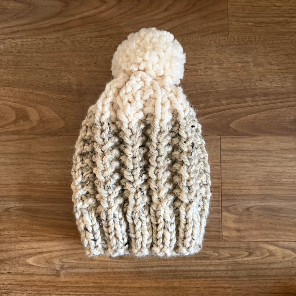 READY TO SHIP! Kids M, Colorblock Hat in Oat/Snow